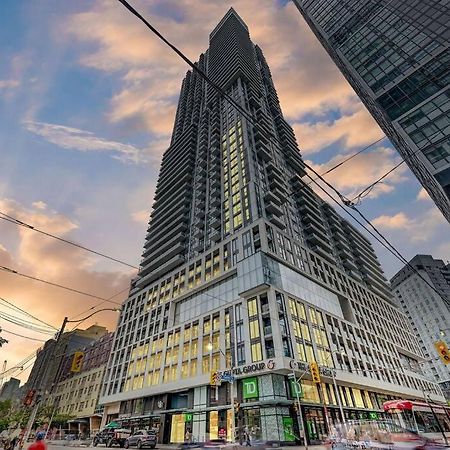 Cozy Condo Near Eatoncentre Mall Toronto Dış mekan fotoğraf